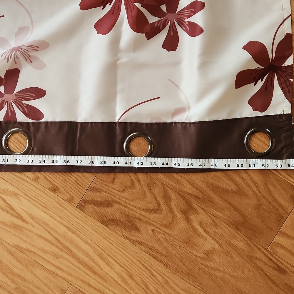 Beautiful flower print curtains - Picture 8 of 17